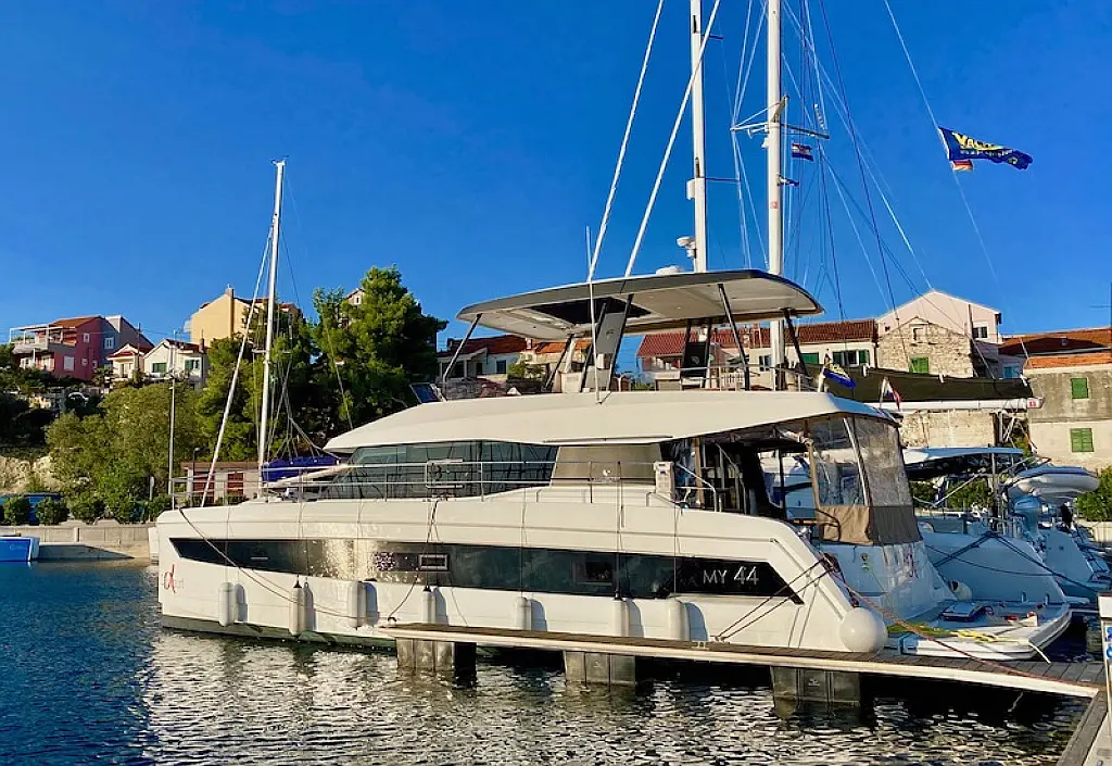 MY 44 Fountaine Pajot - 