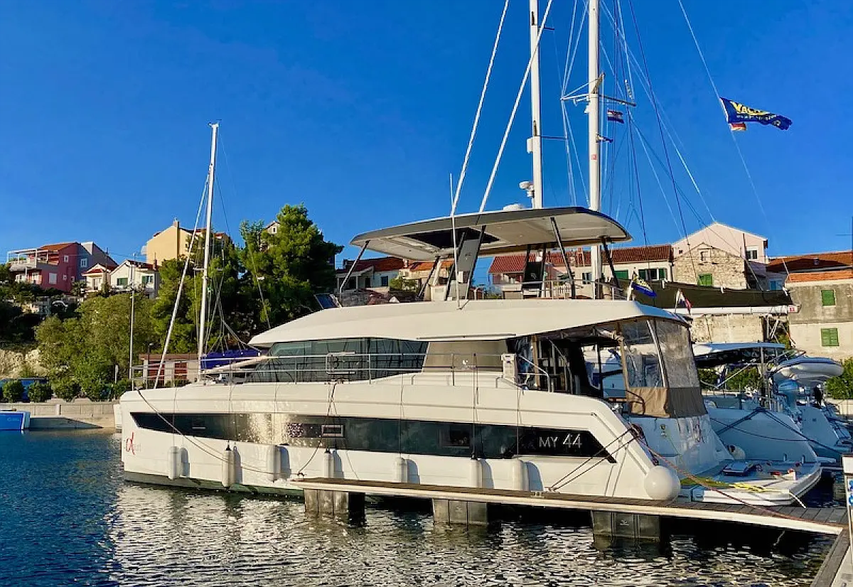 MY 44 Fountaine Pajot - 