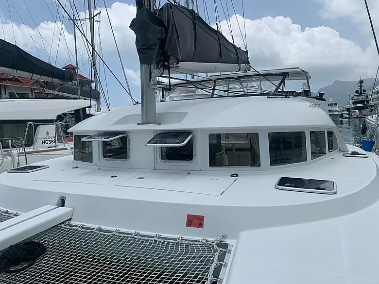 Lagoon 380